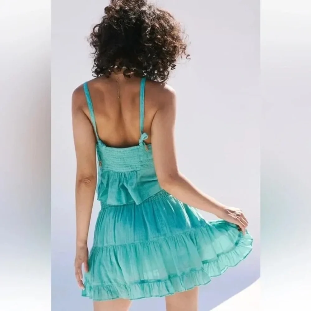 Free people cropped tank READ - Picture 3 of 8